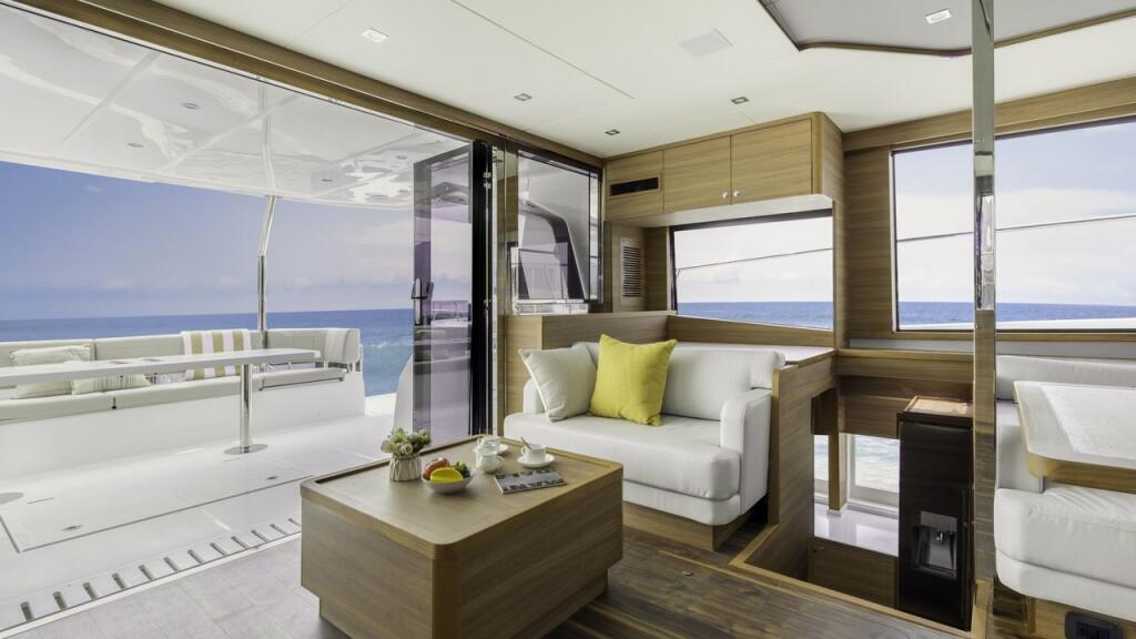Aquila 54 By My Side