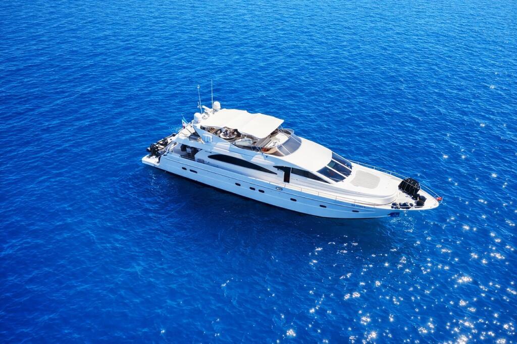 Astondoa 82 GLX Magic Six