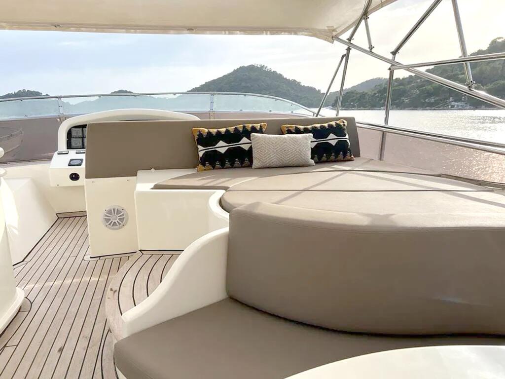 Astondoa 82 GLX Magic Six