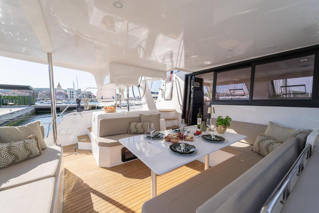 Aventura 37 Ankolina