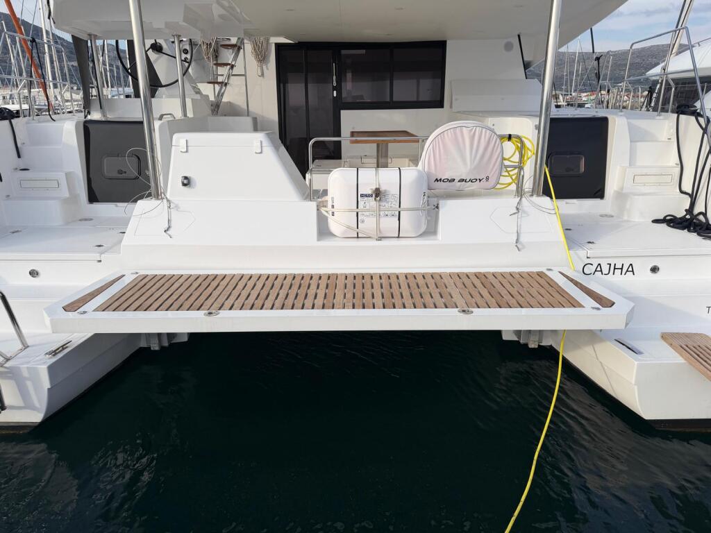 Aventura 45 Cajha