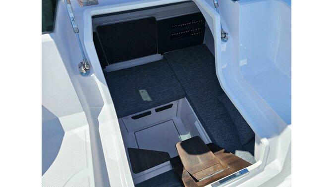 Axopar 29 XC Cross Cabin Ema