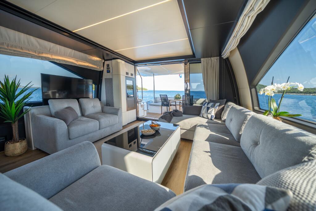Azimut 72 Relax of Croatia