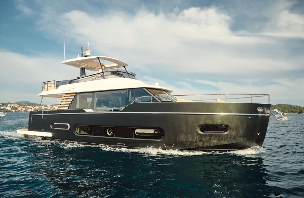 Azimut Magellano 60 Amparito XIII