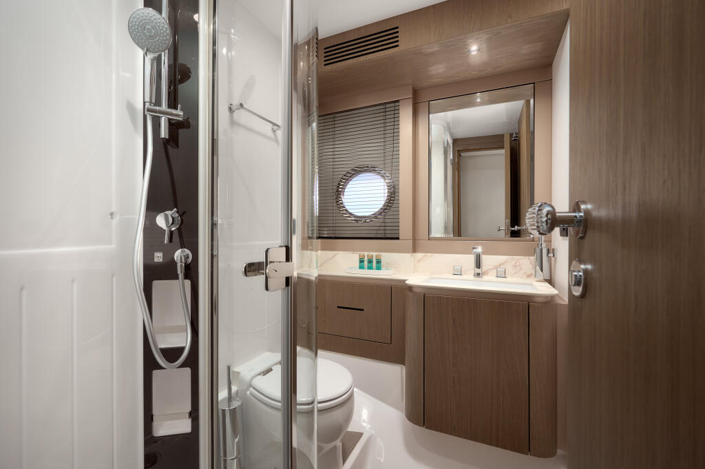 Azimut Magellano 66 Ava 2