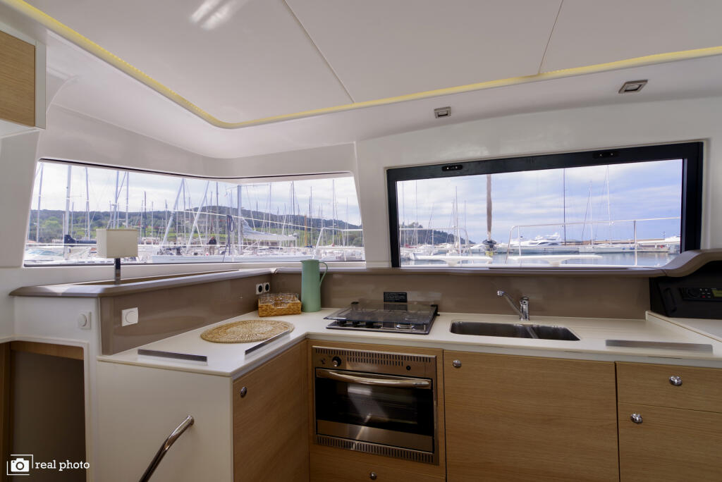 Bali 4.1 WEEsail