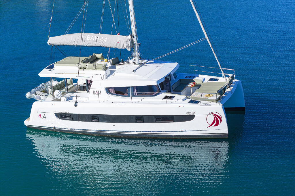 Bali 4.4 Voyager