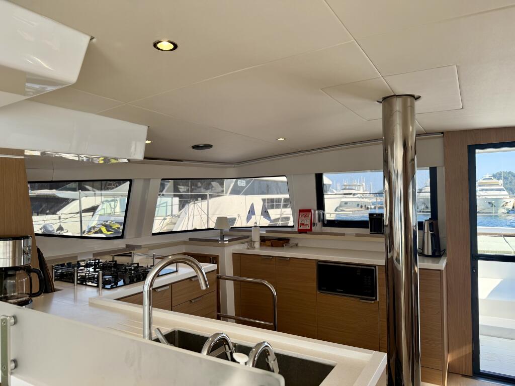 Bali 4.6 Amelia