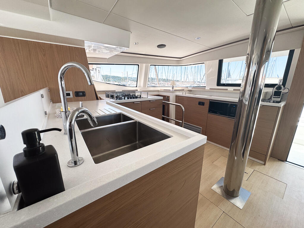 Bali 4.6 Grand Azure