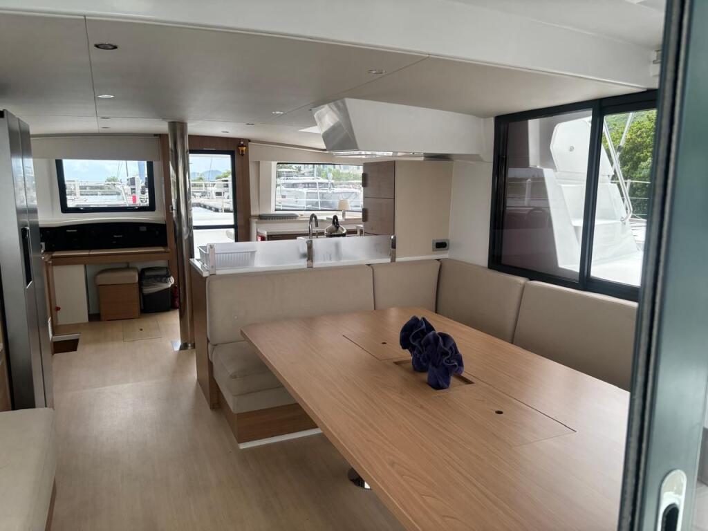 Bali 4.8 Tooth Ferry