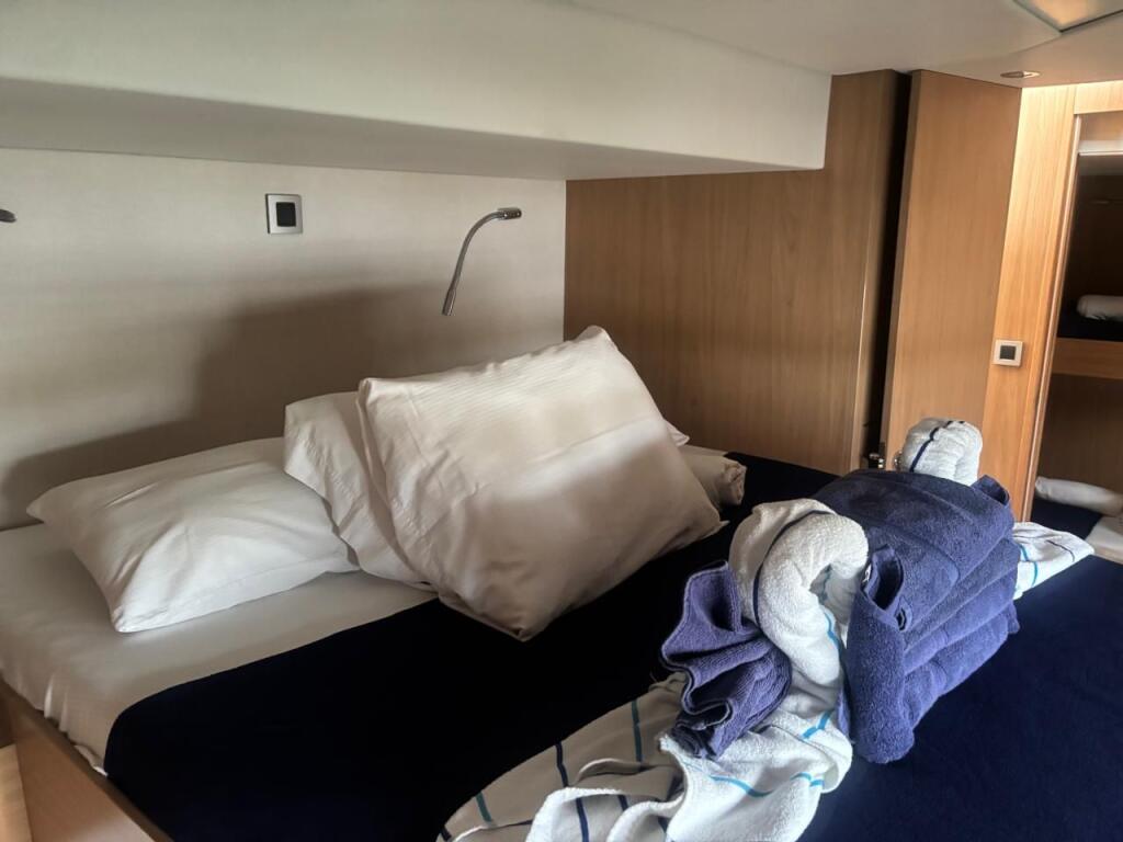 Bali 4.8 Tooth Ferry
