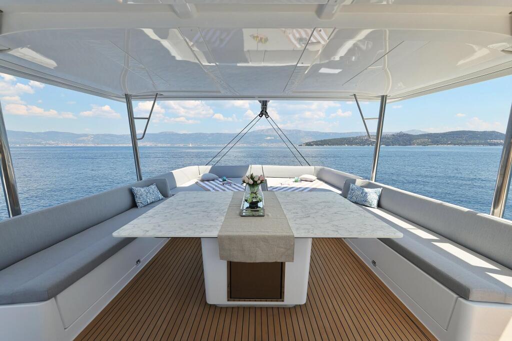 Bali 5.8 Marea