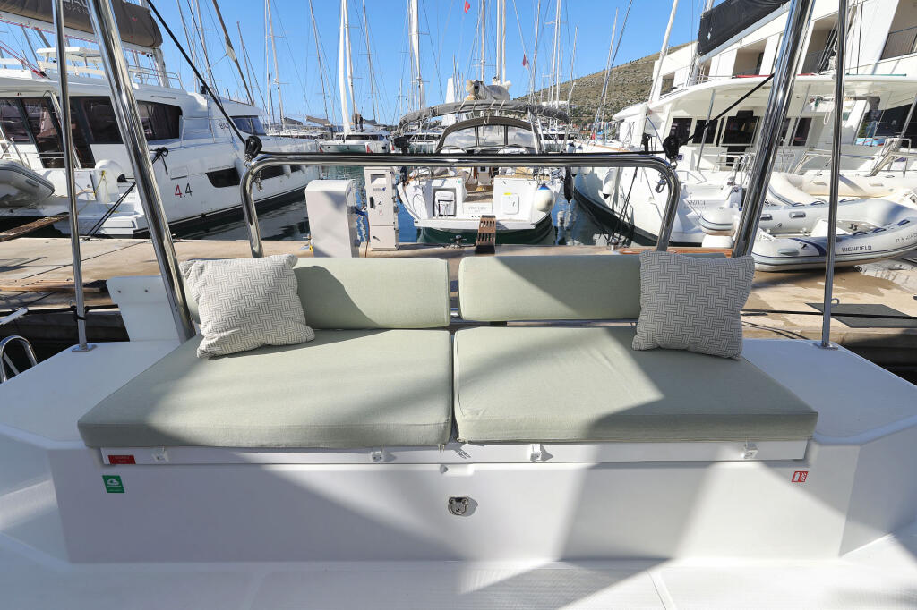 Bali Catspace Sapphire