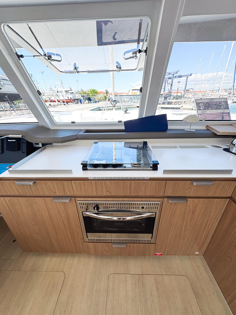 Bali Catspace Invictus