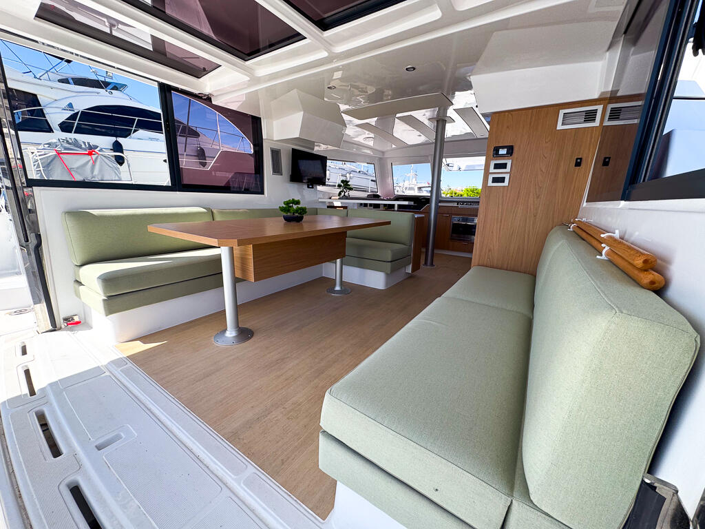 Bali Catspace Invictus