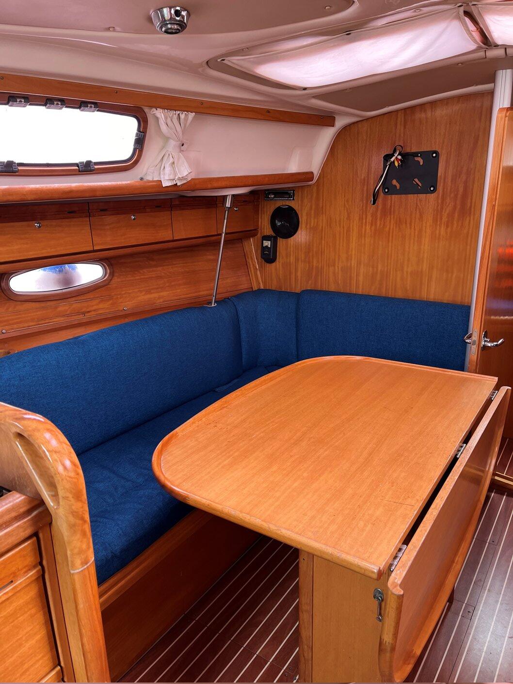 Bavaria 33 Cruiser Small AS