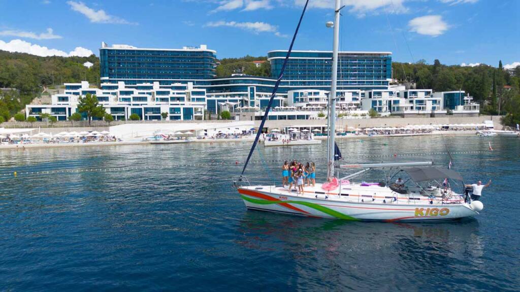 Bavaria 49 Kigo