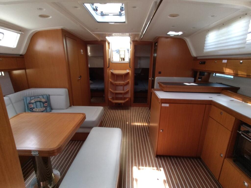 Bavaria 51 Cruiser Gin Tonic