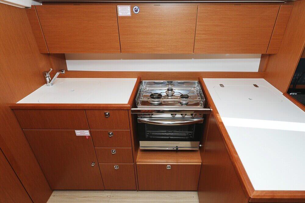 Bavaria C38 Blue Note