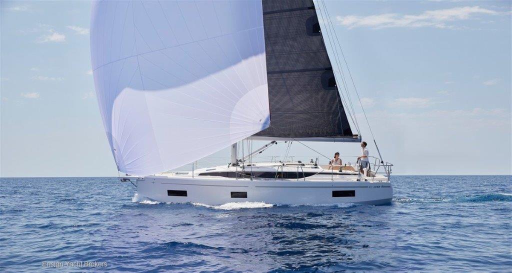 Bavaria C38 Sunny Day