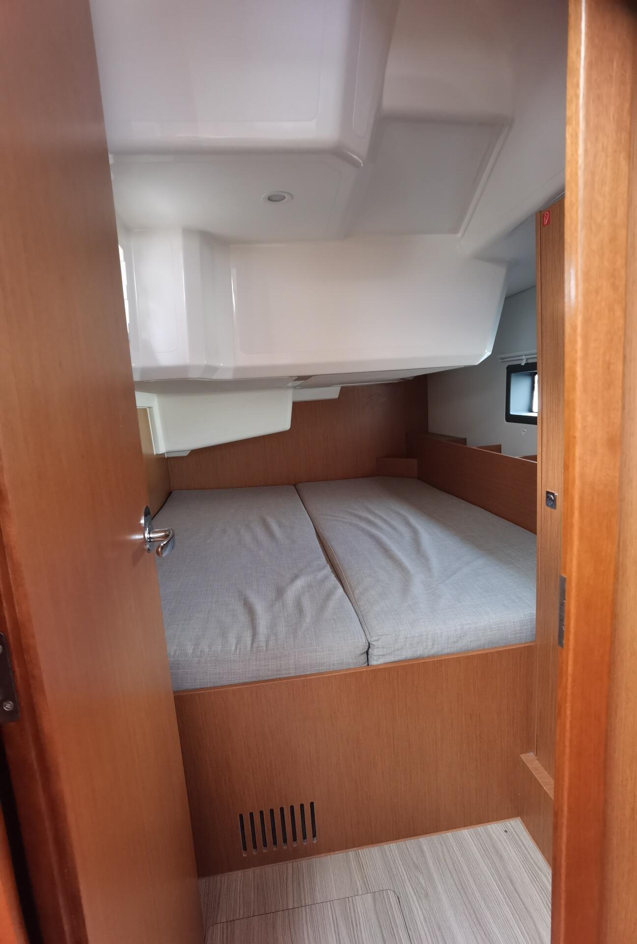 Bavaria C38 Sunny Day