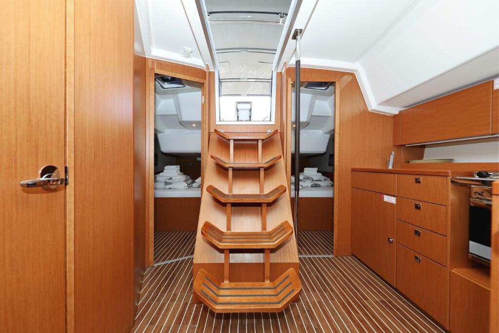 Bavaria C38 Lea