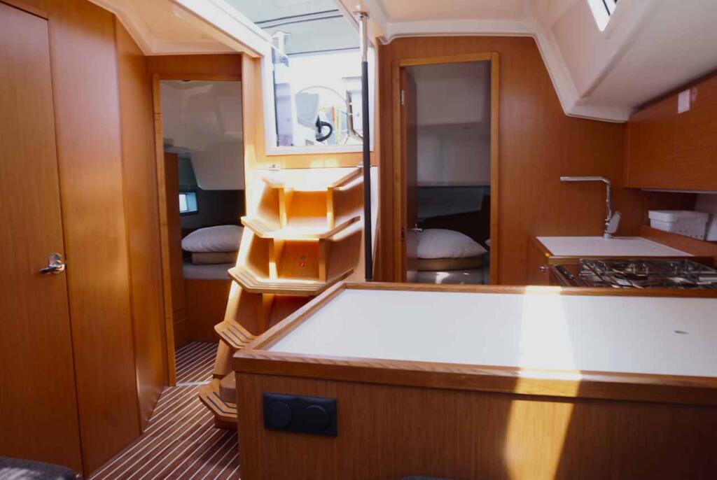 Bavaria C38 Talia