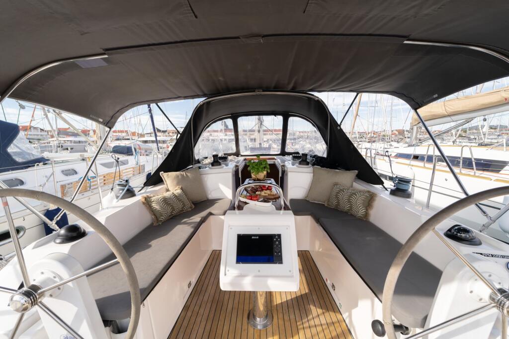 Bavaria C38 Nela