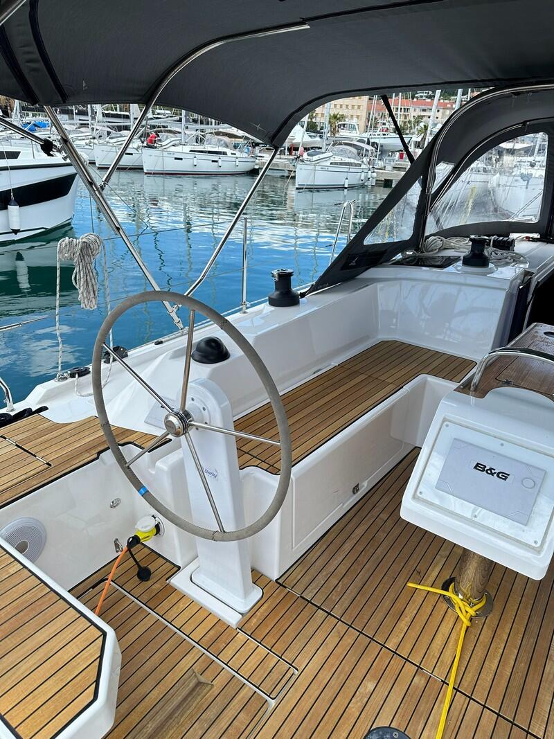 Bavaria C38 Velika Luka