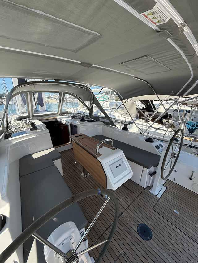 Bavaria C38 The Cat