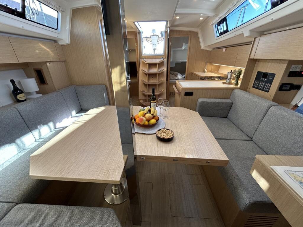 Bavaria C38 Asterix