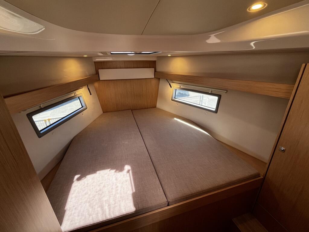 Bavaria C38 Babe