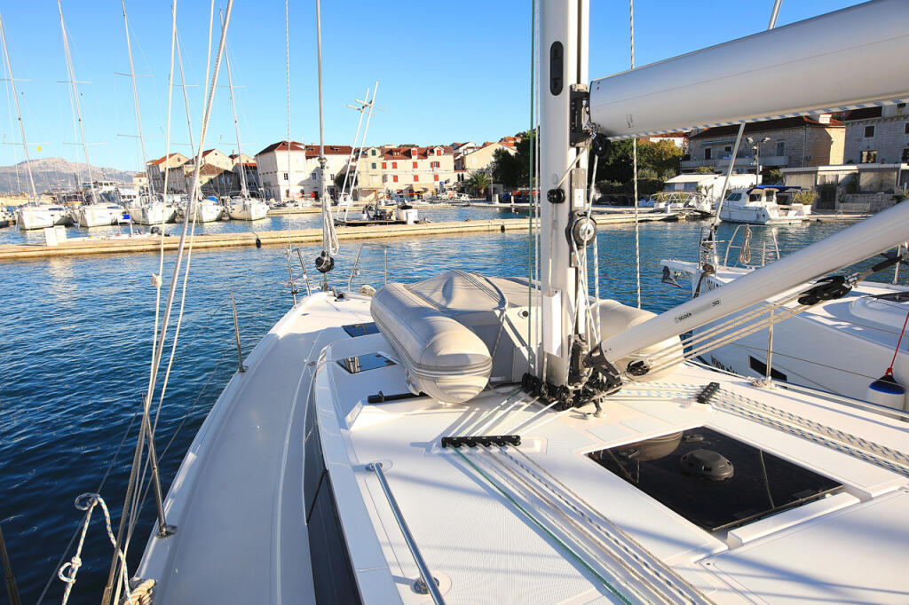 Bavaria C42 Style Lizzy