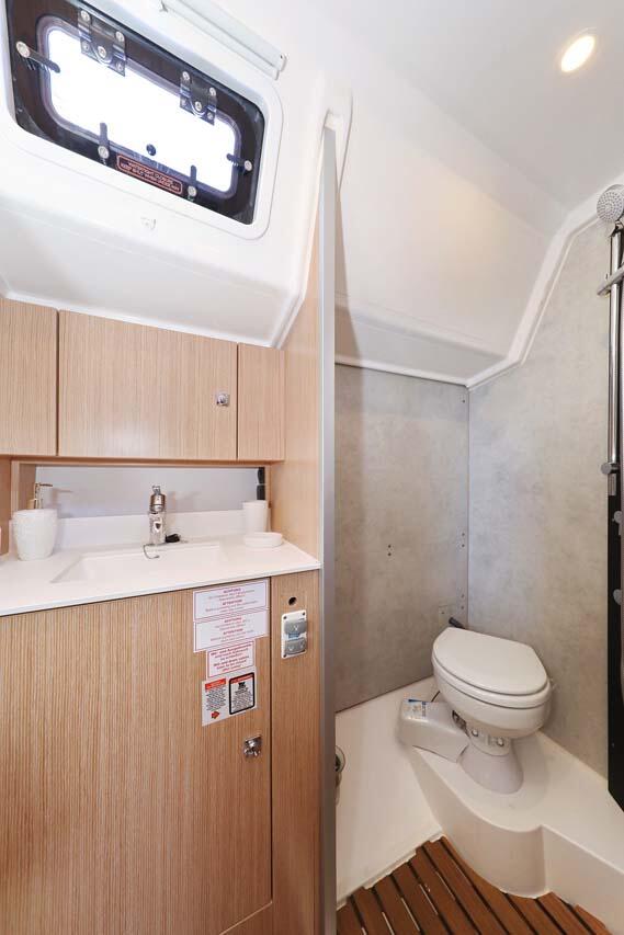 Bavaria C42 Style Leya