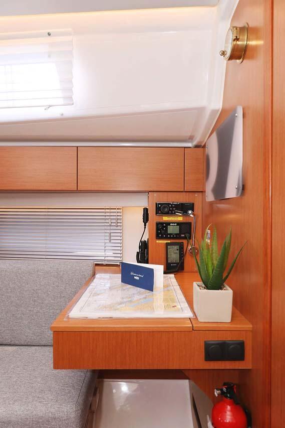 Bavaria C42 Style Antares