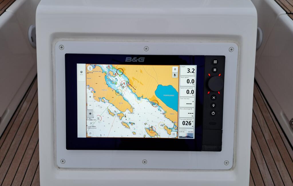 Bavaria C42 Maupiti