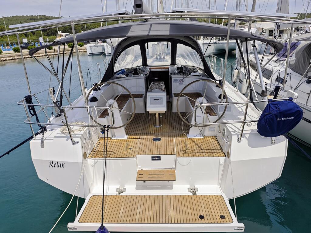 Bavaria C42 Relax