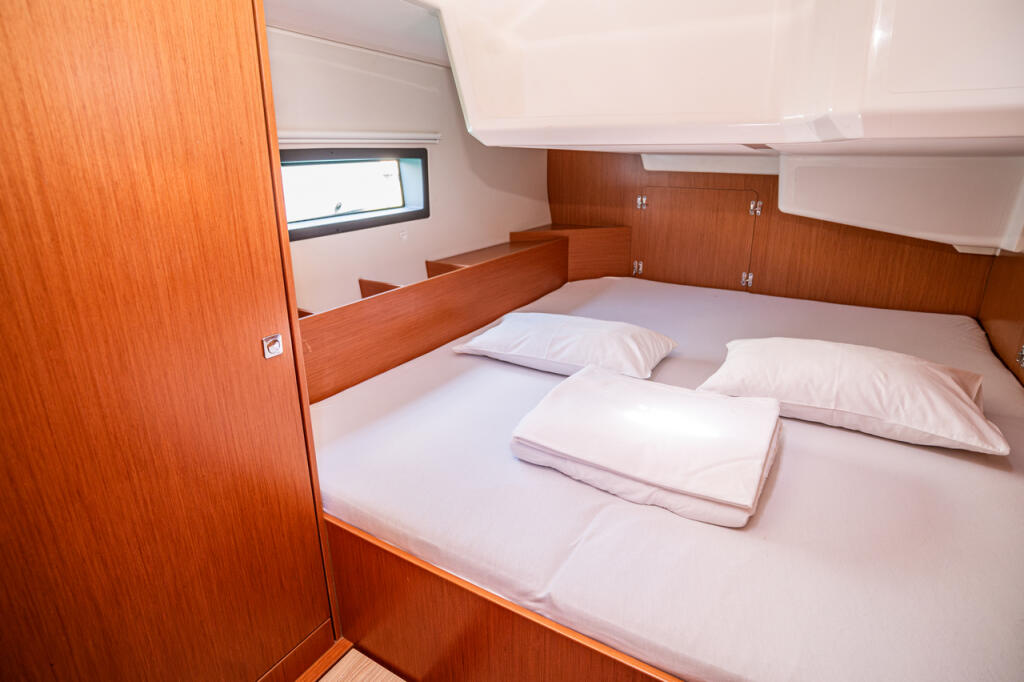 Bavaria C42 Tatyana