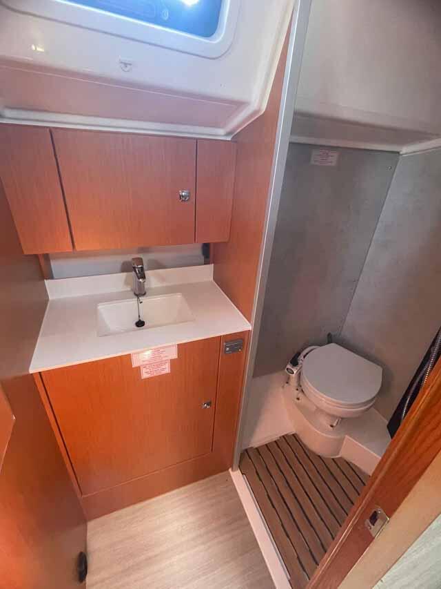 Bavaria C42 Paella