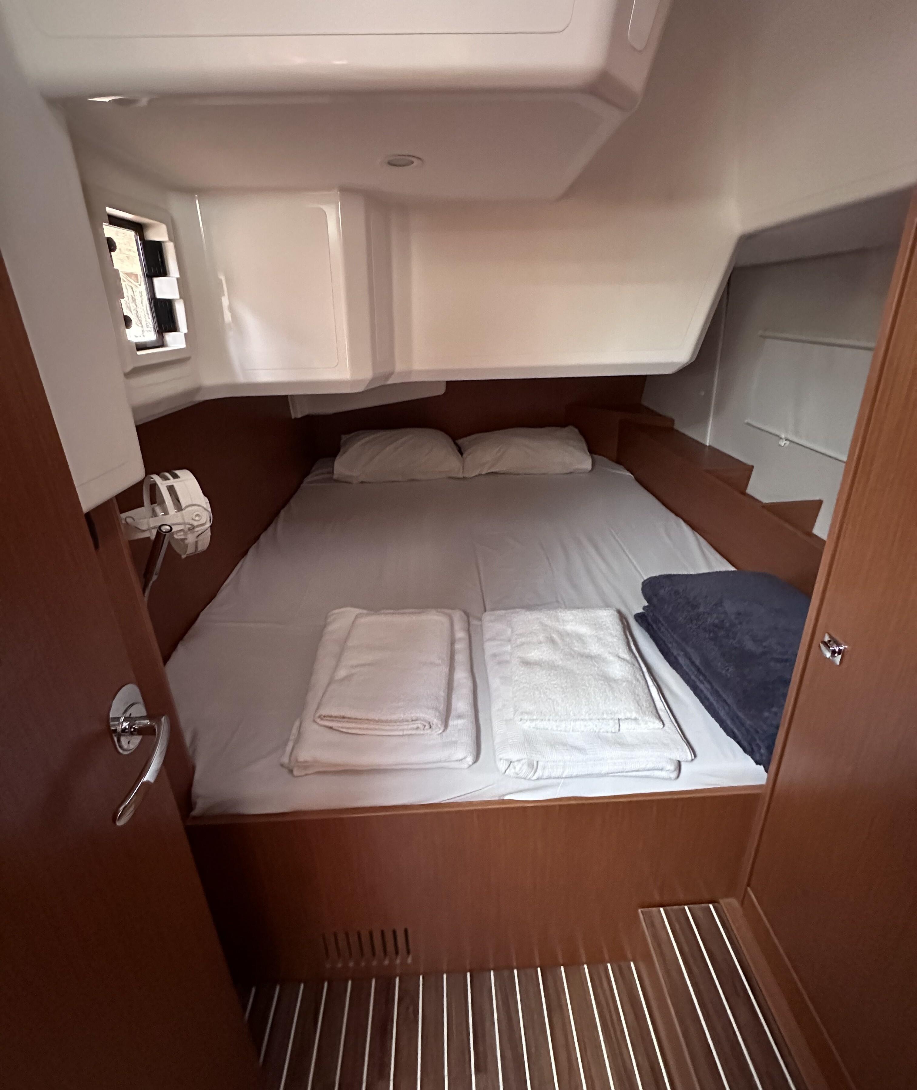 Bavaria C42 Sail Scorpius