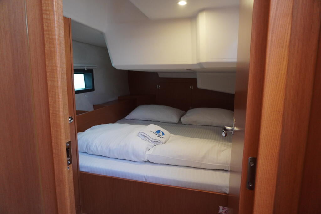 Bavaria C42 Alara 3
