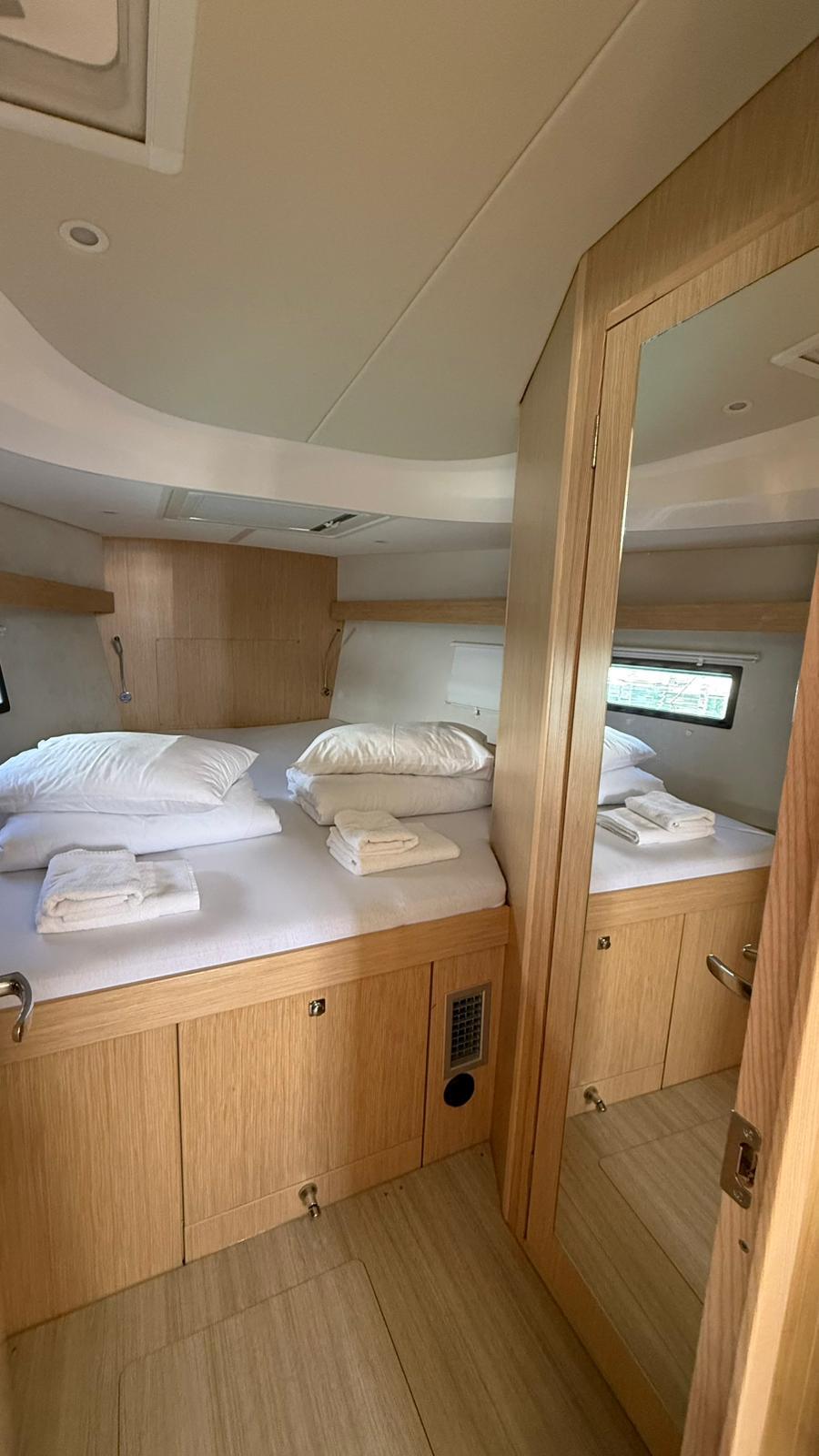 Bavaria C42 Onyx