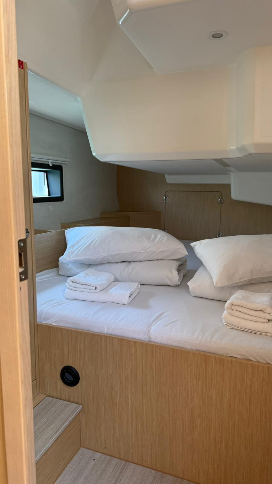 Bavaria C42 Onyx