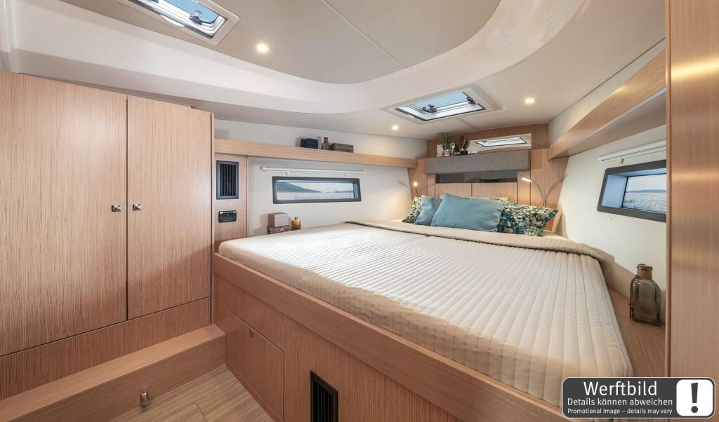 Bavaria C42 Blue Eyes