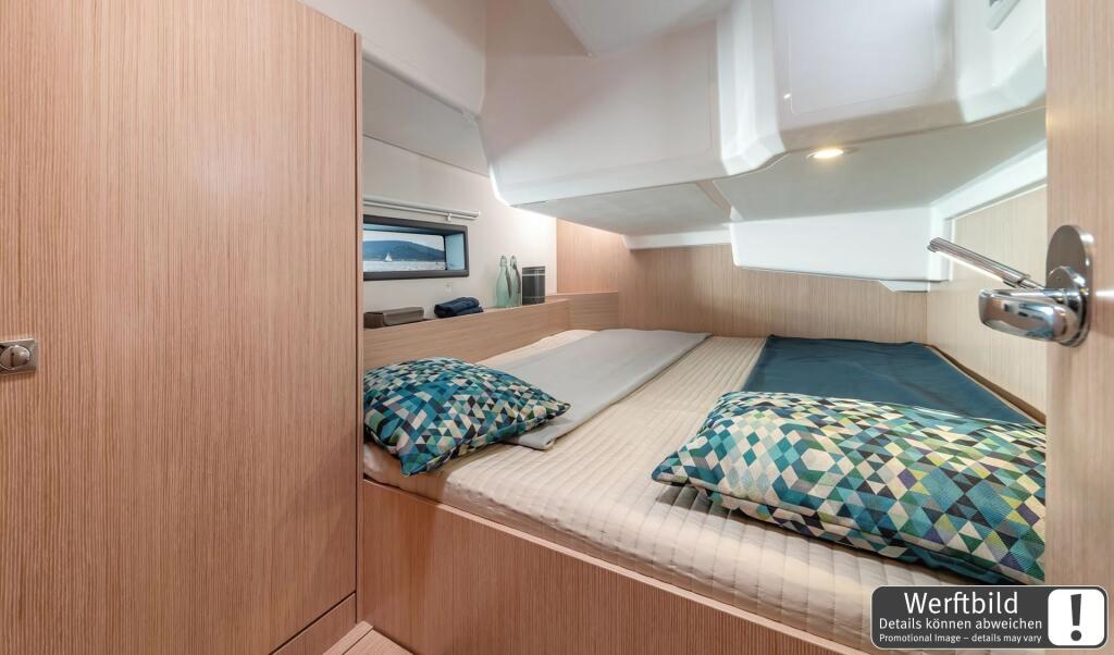 Bavaria C42 Blue Eyes