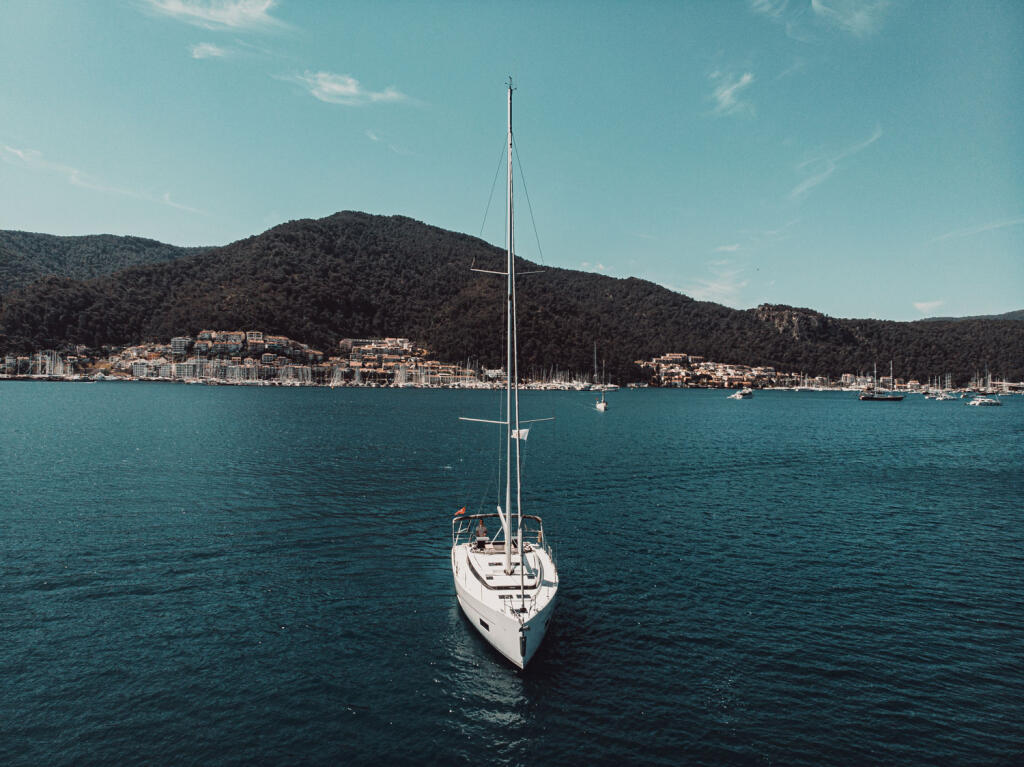 Bavaria C45 Style Santa Cruz