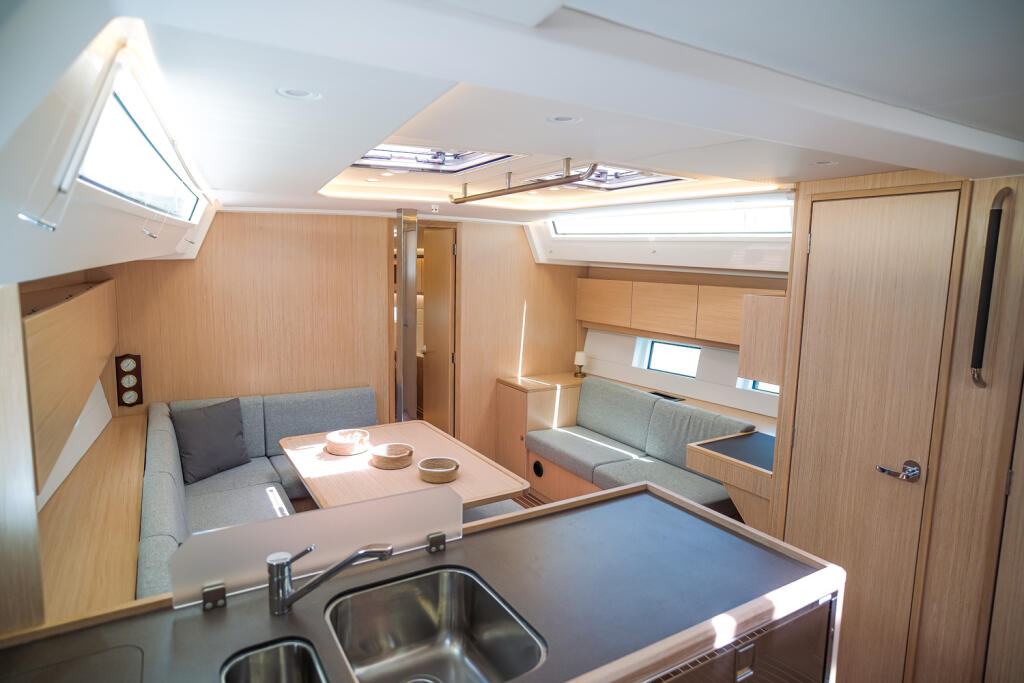 Bavaria C45 Style Santa Cruz