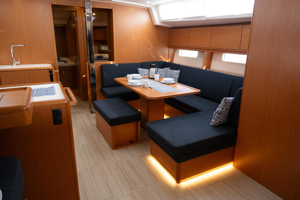 Bavaria C46 Iris