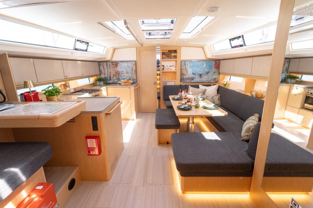 Bavaria C46 Art N