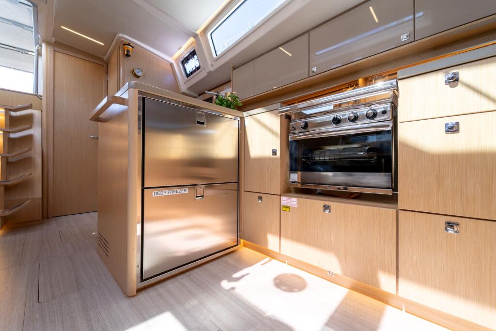 Bavaria C46 Art N